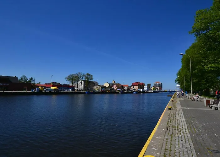 Morski Iii Apartman Darlowko